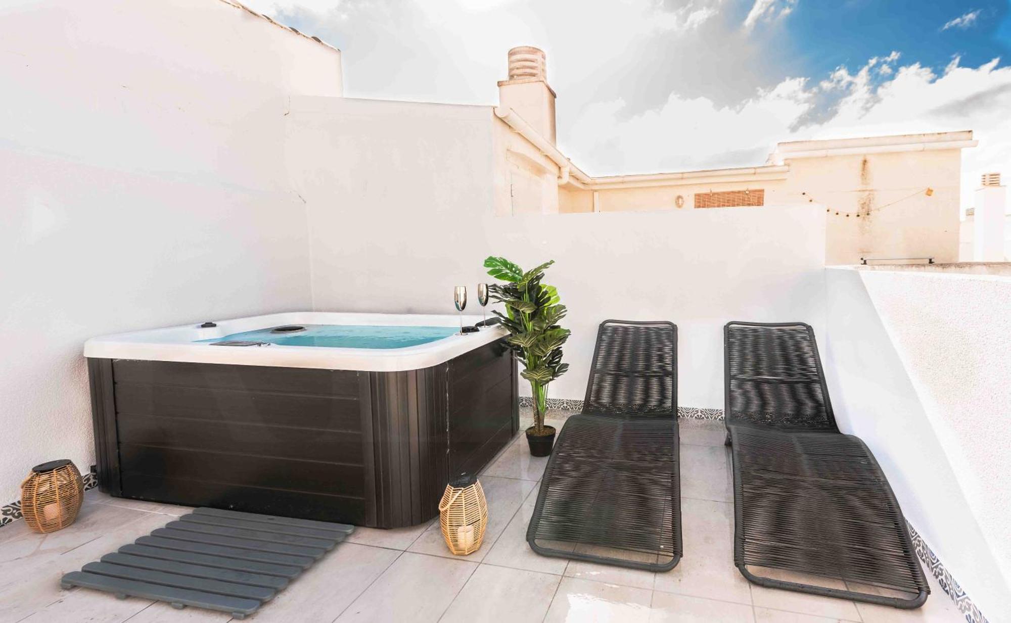 Appartement Rooftop & Private Jacuzzi In The Center By Rems Málaga